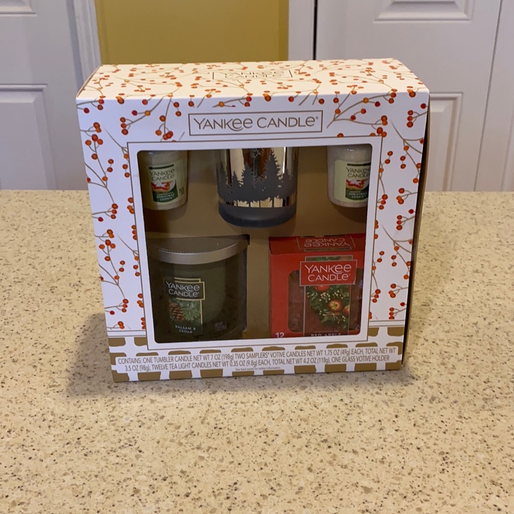 Yankee candle box set. New in box.
